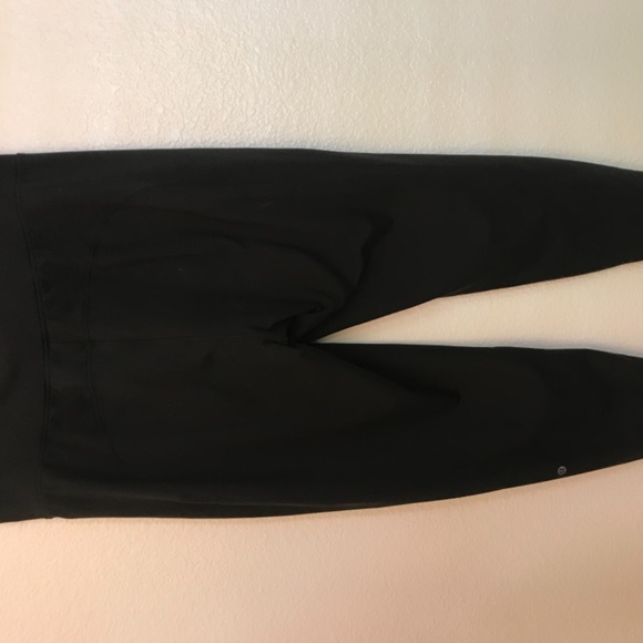 Lululemon pants - Picture 5 of 7